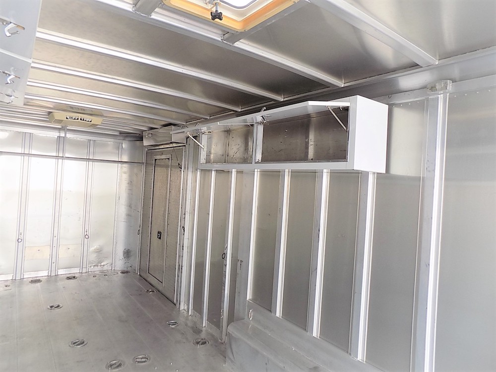 1999 Featherlite Trailer For Sale