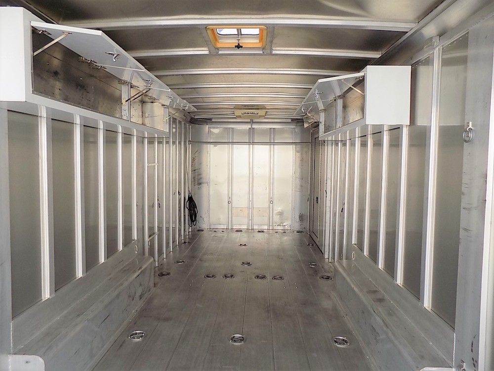 1999 Featherlite Trailer For Sale