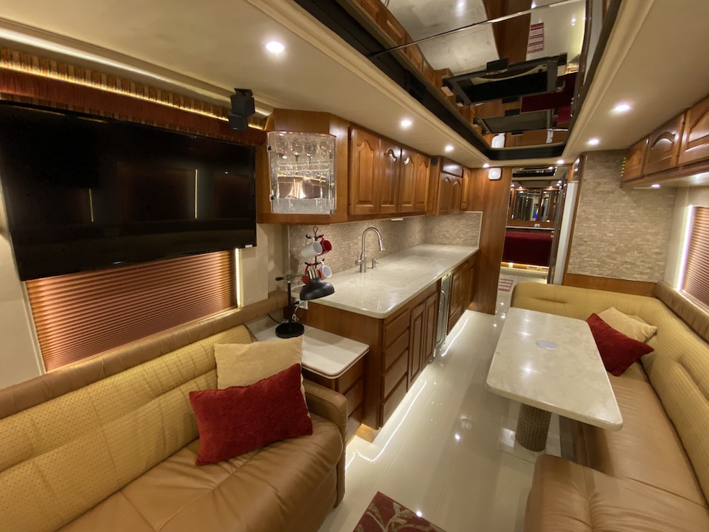 1999 Prevost Country Coach XL For Sale