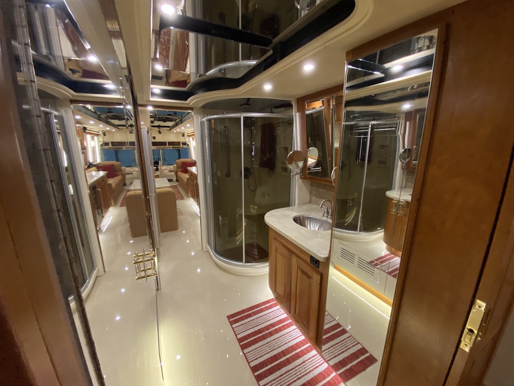 1999 Prevost Country Coach XL For Sale