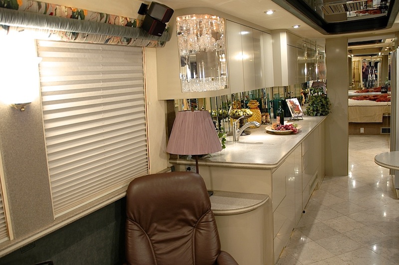 1999 Prevost Country Coach XL For Sale