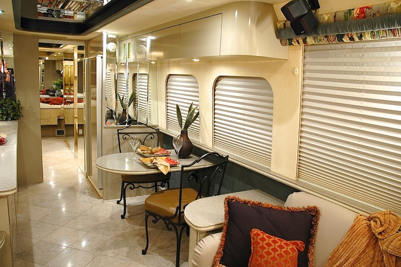 1999 Prevost Country Coach XL For Sale