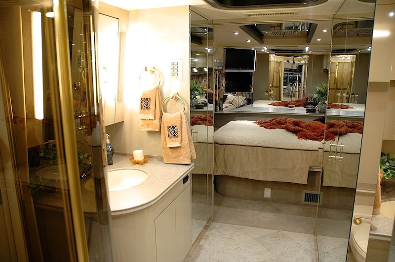 1999 Prevost Country Coach XL For Sale