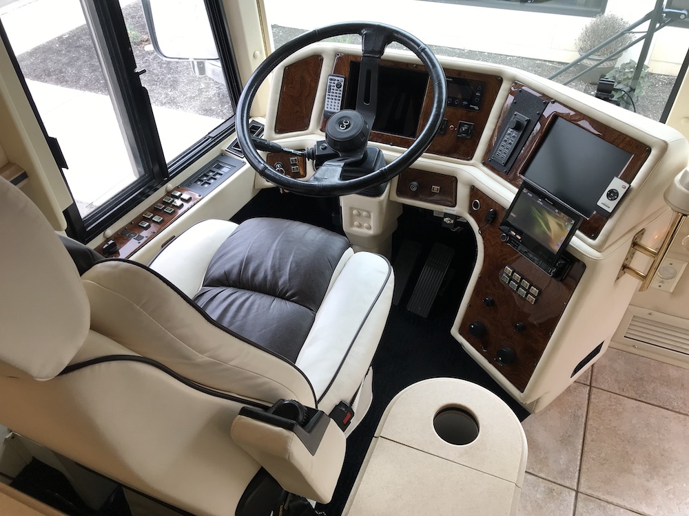 1999 Prevost Country Coach XL For Sale