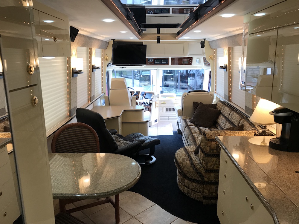 1999 Prevost Country Coach XL For Sale