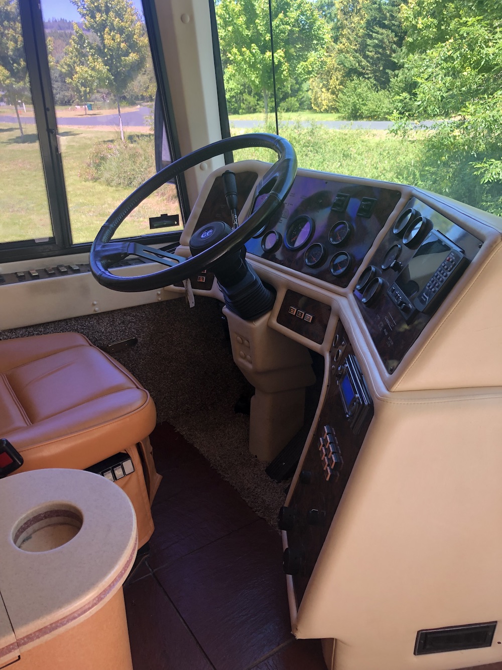 1999 Prevost Country Coach XLFor Sale