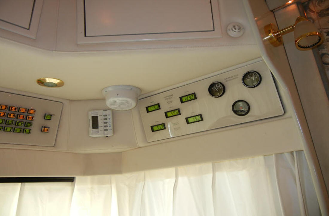 1999 Prevost Country Coach XL For Sale