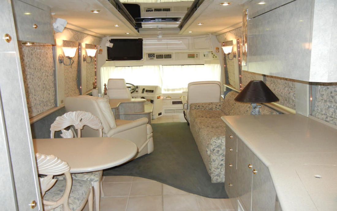 1999 Prevost Country Coach XL For Sale