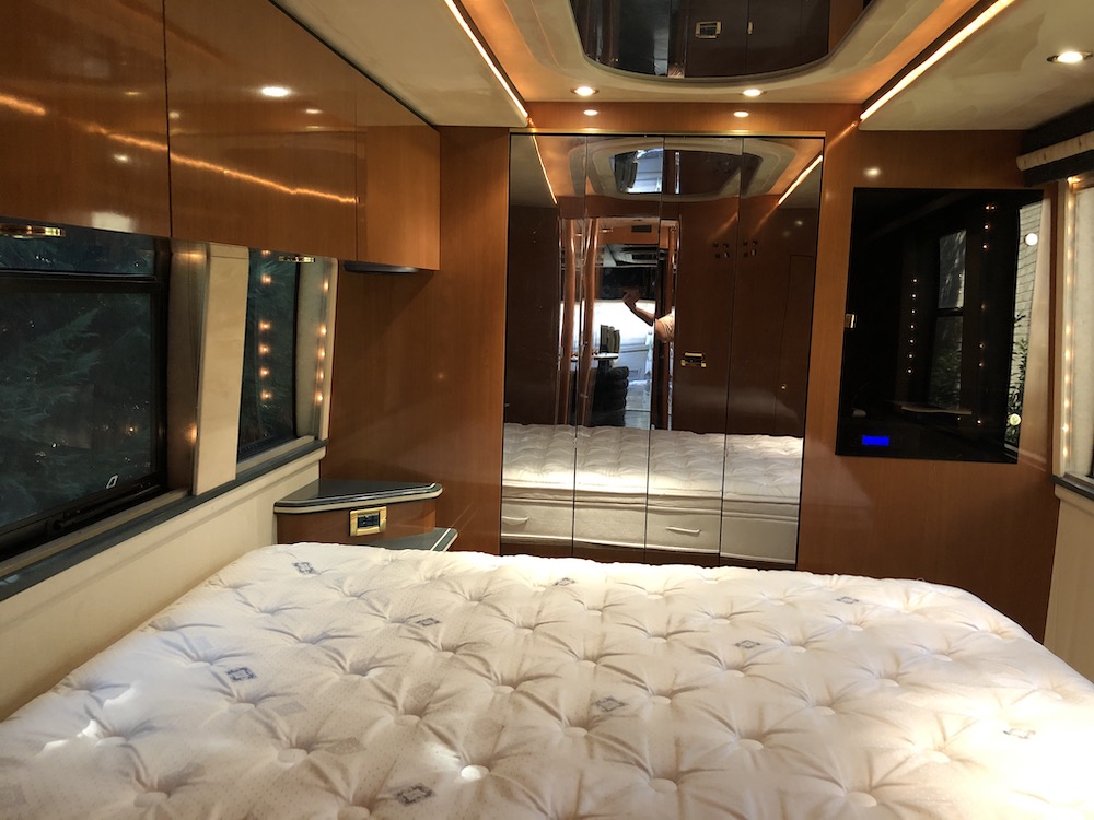 1999 Prevost Classic XL For Sale