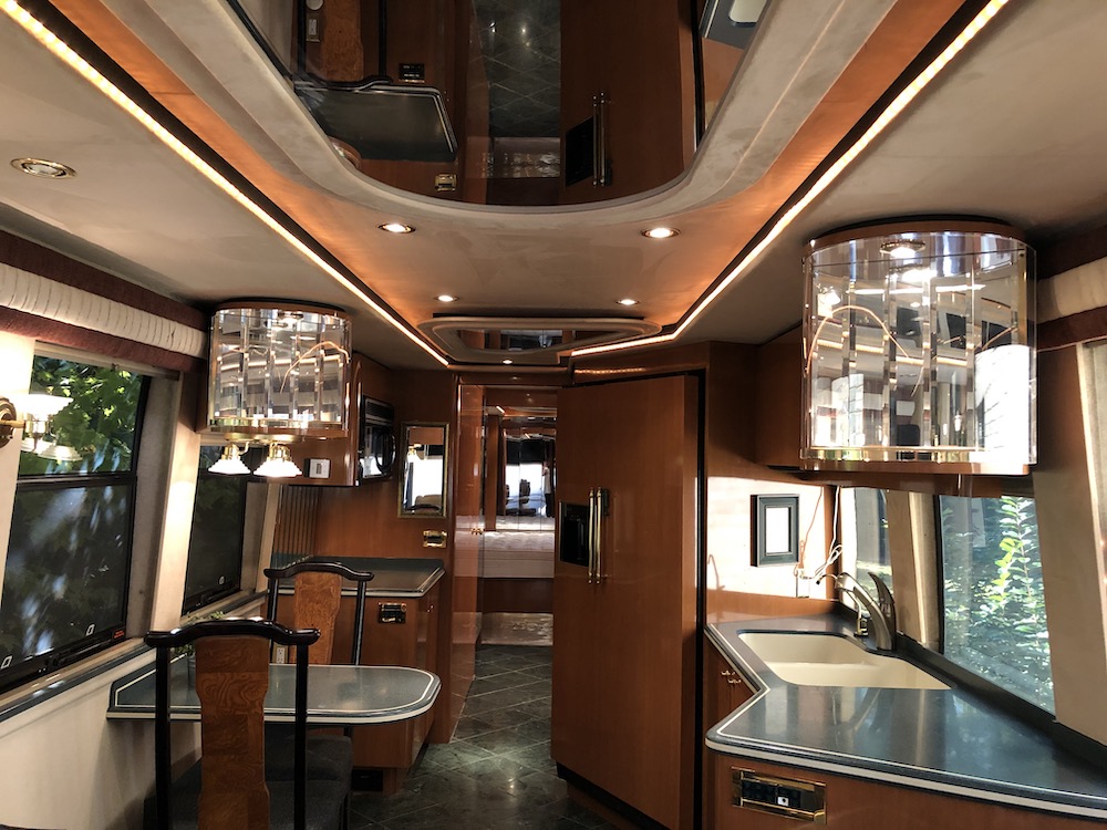 1999 Prevost Classic XL For Sale