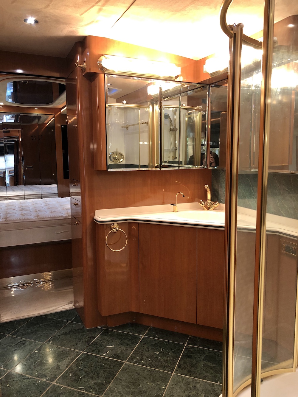 1999 Prevost  For Sale