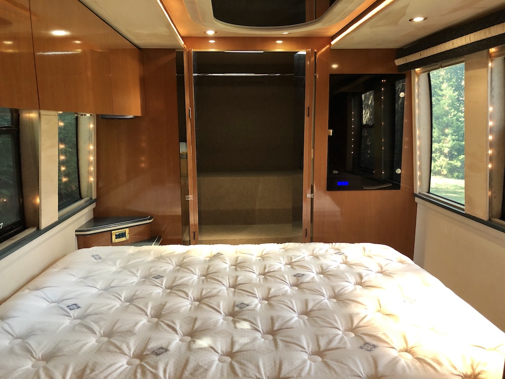 1999 Prevost  For Sale