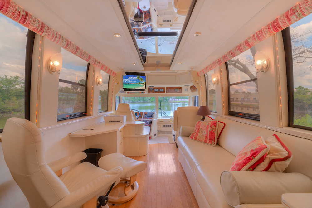 1999 Prevost Country Coach XL For Sale