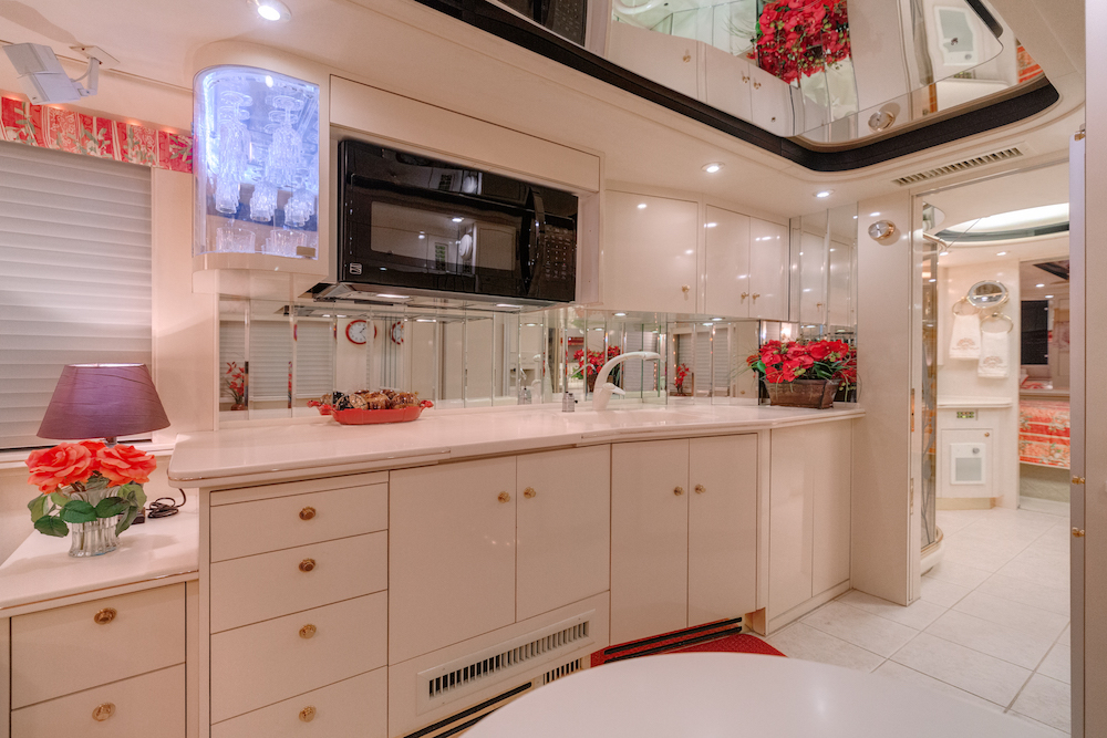 1999 Prevost Country Coach XL For Sale