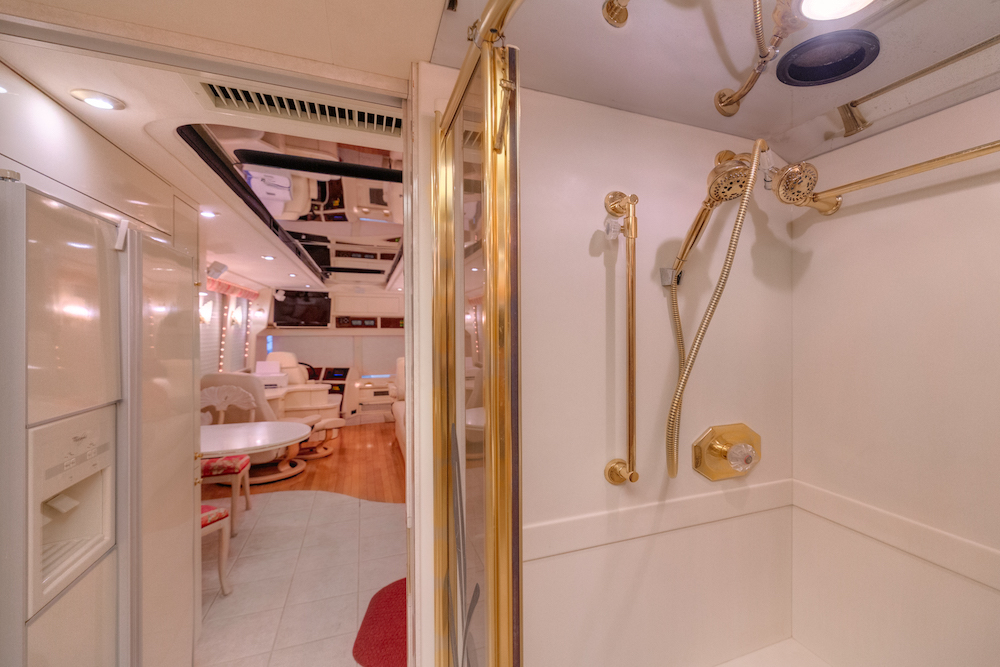 1999 Prevost Country Coach XL For Sale