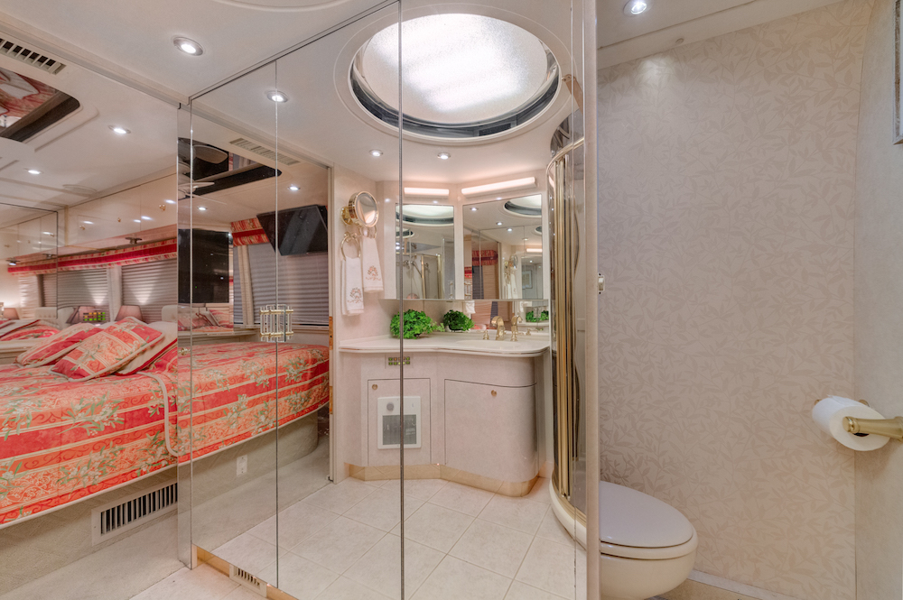 1999 Prevost Country Coach XL For Sale