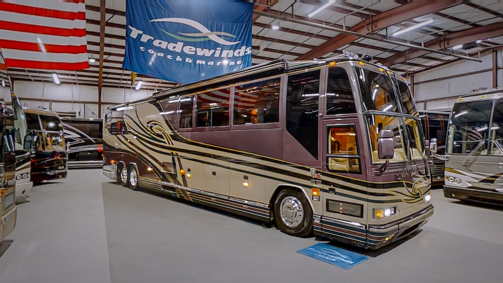 1999 Prevost  H3-45 For Sale