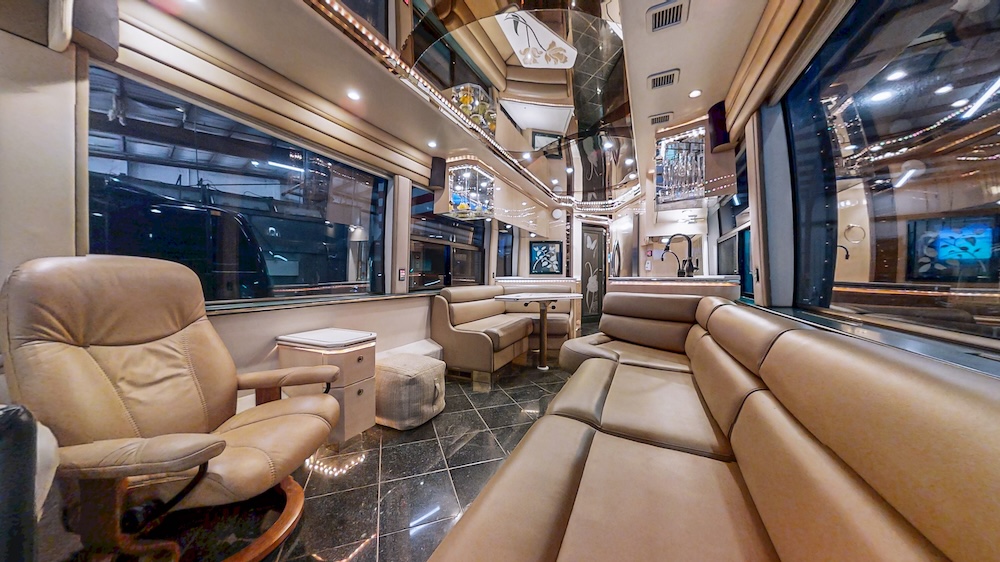 1999 Prevost  H3-45 For Sale