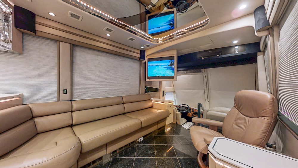 1999 Prevost  H3-45 For Sale