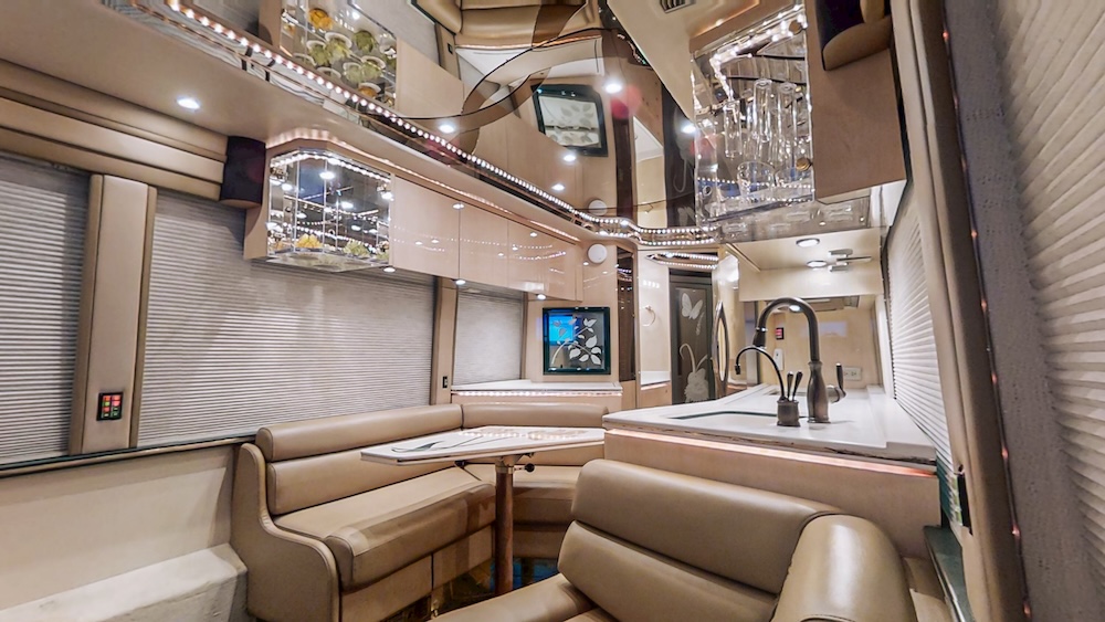 1999 Prevost  H3-45 For Sale