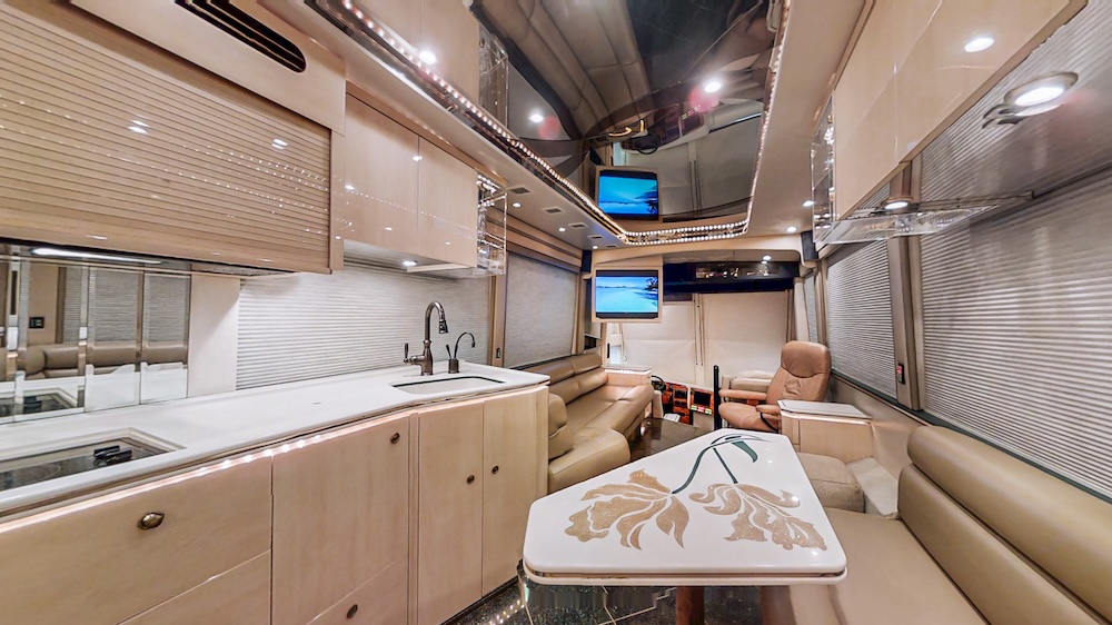 1999 Prevost  H3-45 For Sale