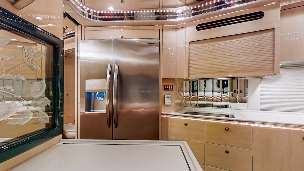 1999 Prevost  H3-45 For Sale