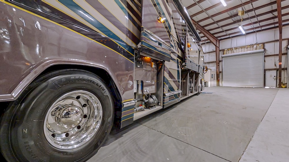 1999 Prevost  H3-45 For Sale