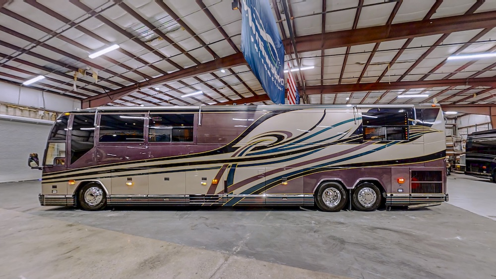 1999 Prevost  H3-45 For Sale