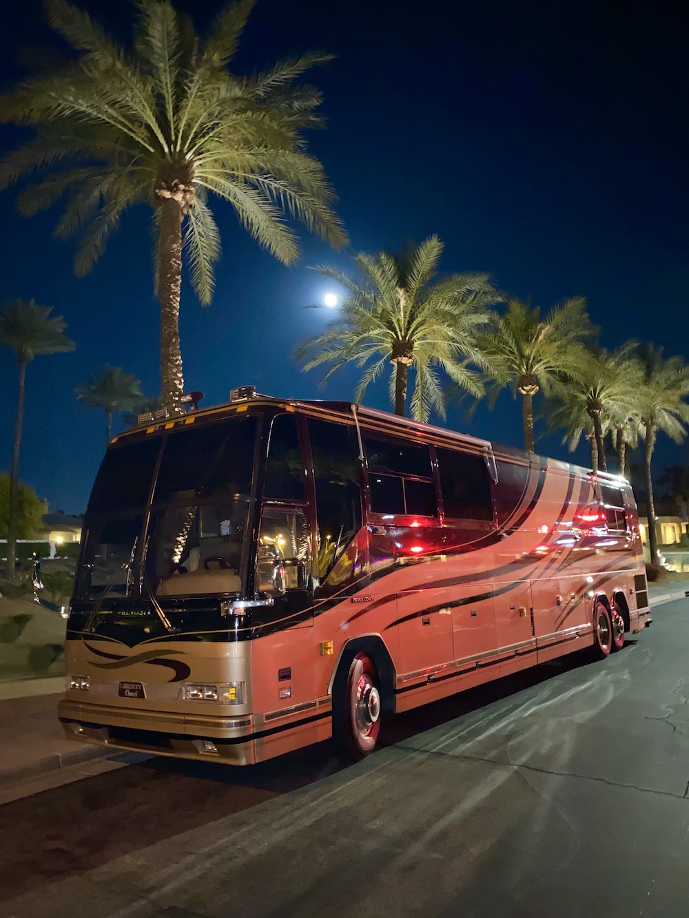 1999 Prevost Liberty H3-45 For Sale