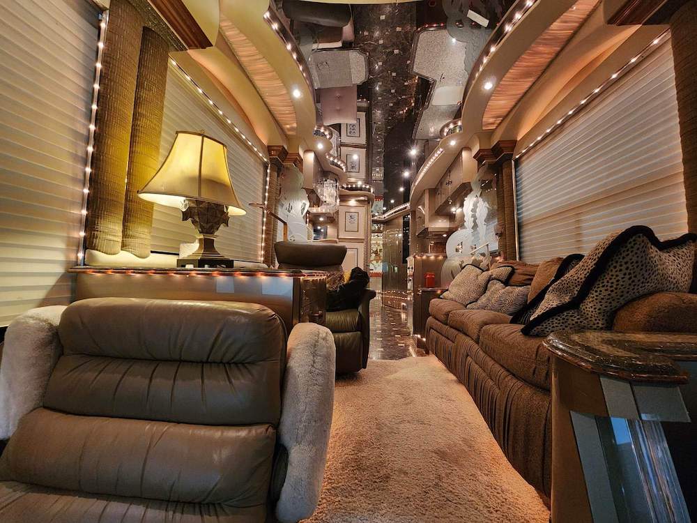 1999 Prevost Liberty H3-45 For Sale