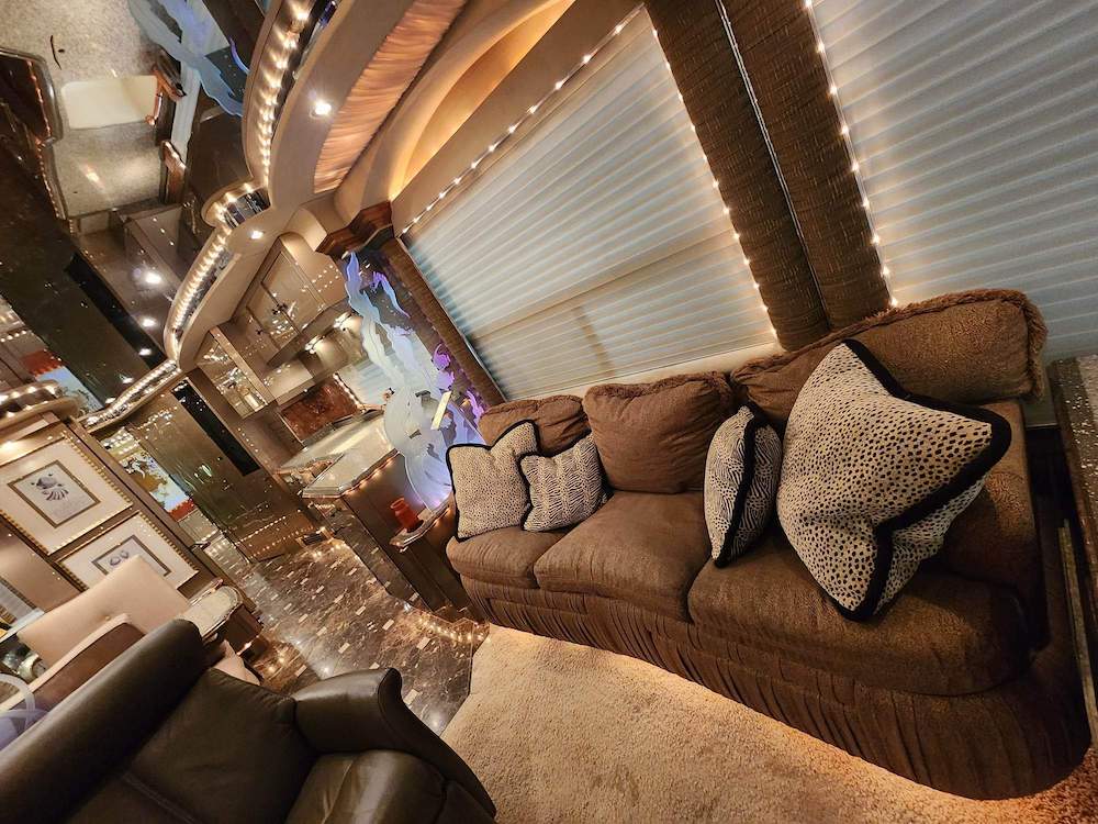 1999 Prevost Liberty H3-45 For Sale