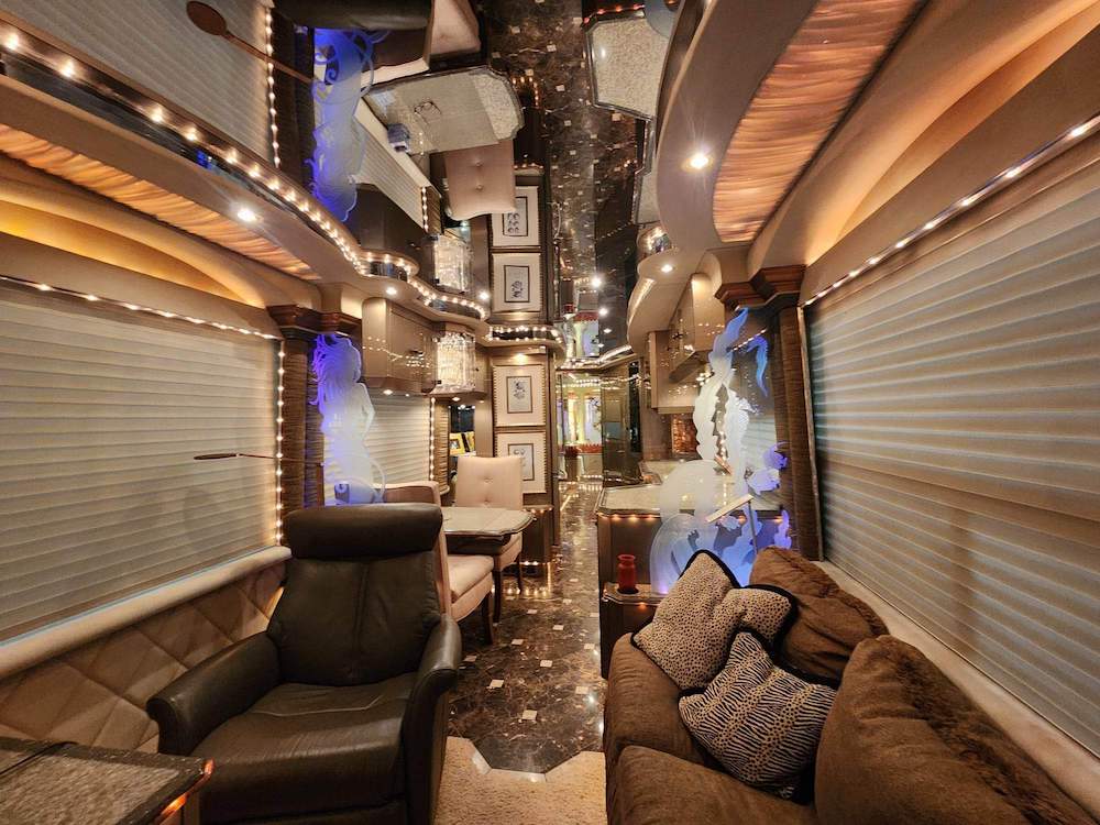 1999 Prevost Liberty H3-45 For Sale