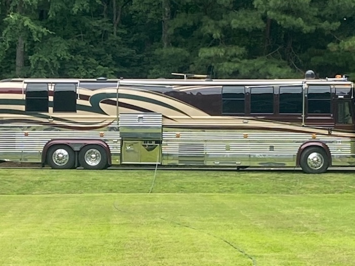 1999 Prevost Liberty XL For Sale