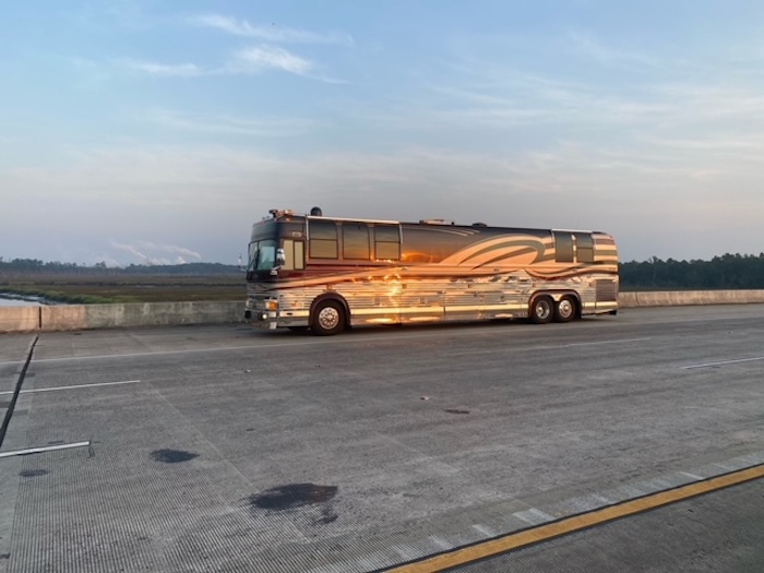 1999 Prevost Liberty XL For Sale