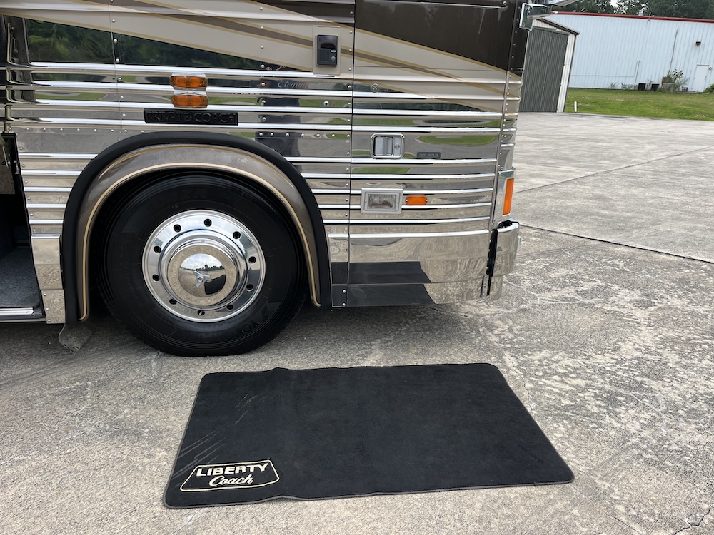 1999 Prevost  Liberty XL For Sale