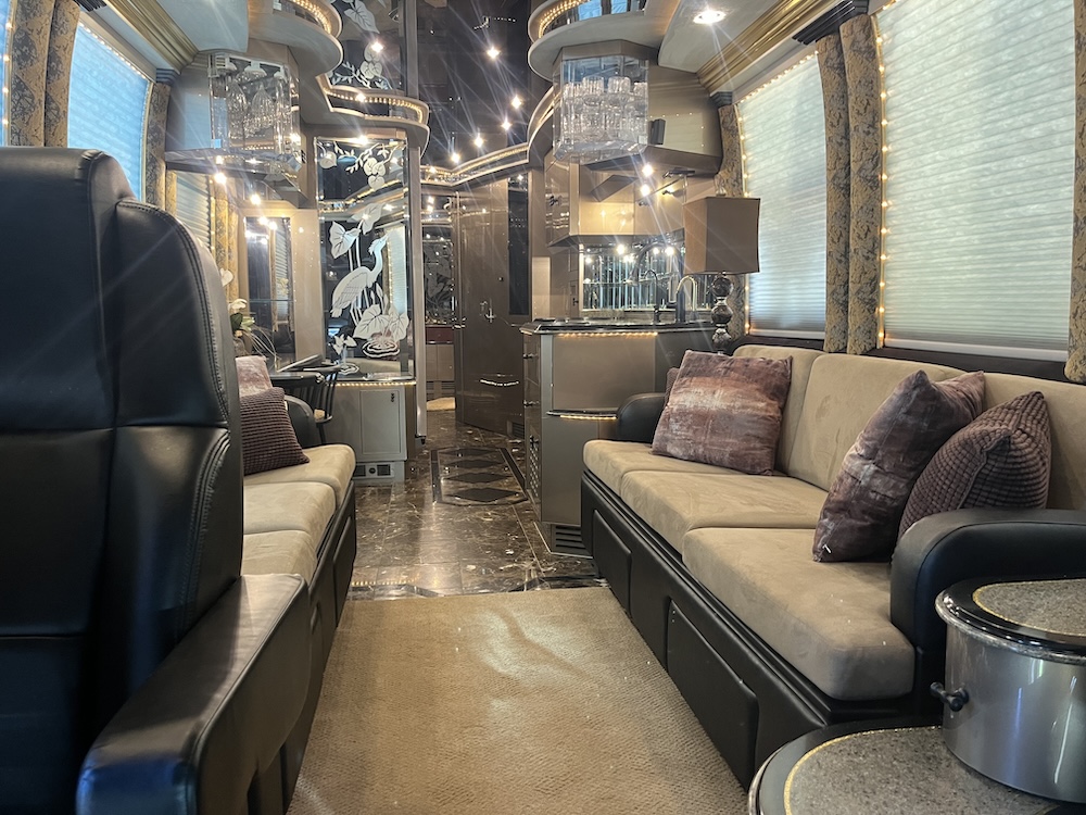 1999 Prevost  Liberty XL For Sale