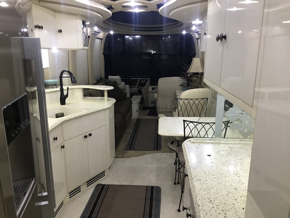 1999 Prevost Liberty XL For Sale