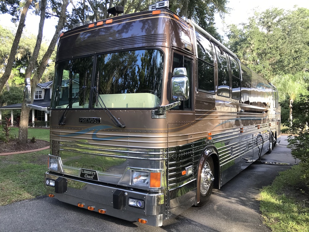 1999 Prevost Liberty XL For Sale