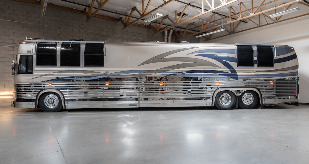 1999 Prevost Liberty XL For Sale