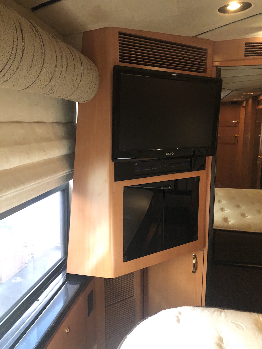 1999 Prevost Marathon H3-45 For Sale