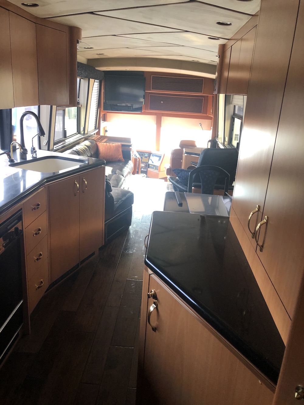 1999 Prevost Marathon H3-45 For Sale