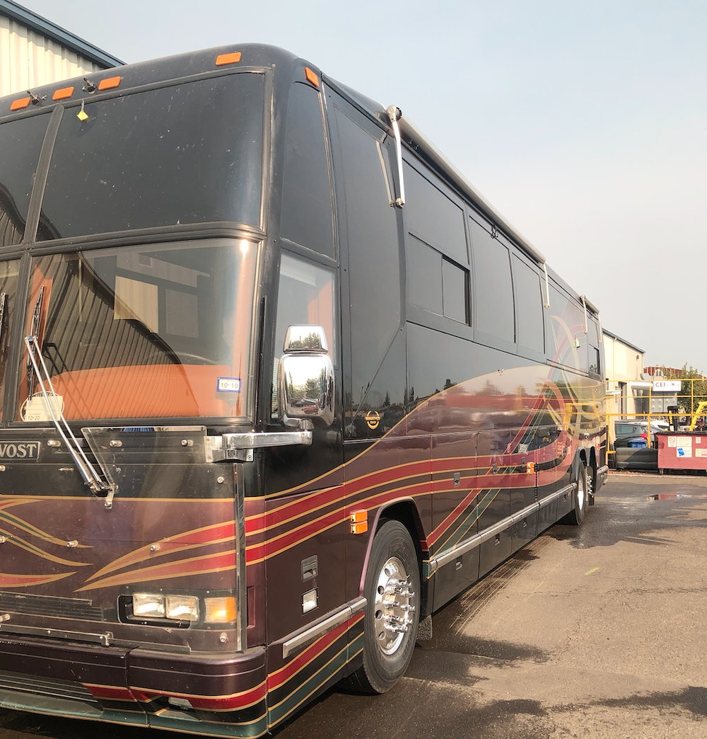 1999 Prevost Marathon H3-45 For Sale