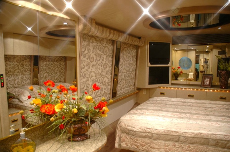 1999 Prevost Marathon XL For Sale