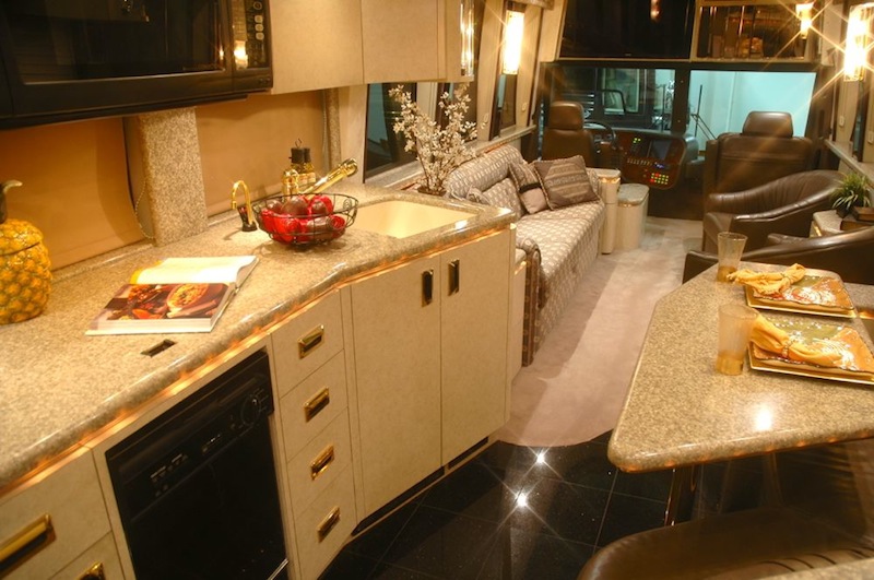 1999 Prevost Marathon XL For Sale