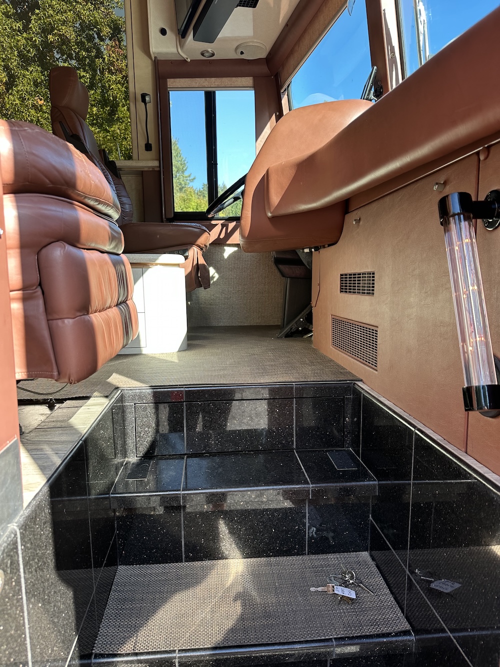 1999 Prevost Marathon XL For Sale