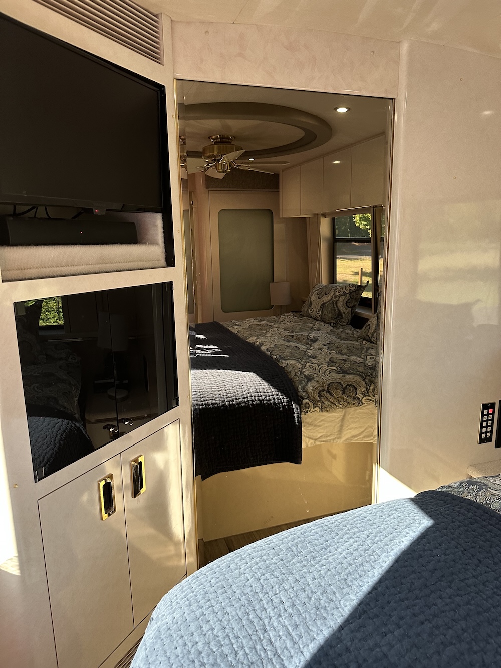 1999 Prevost Marathon XL For Sale