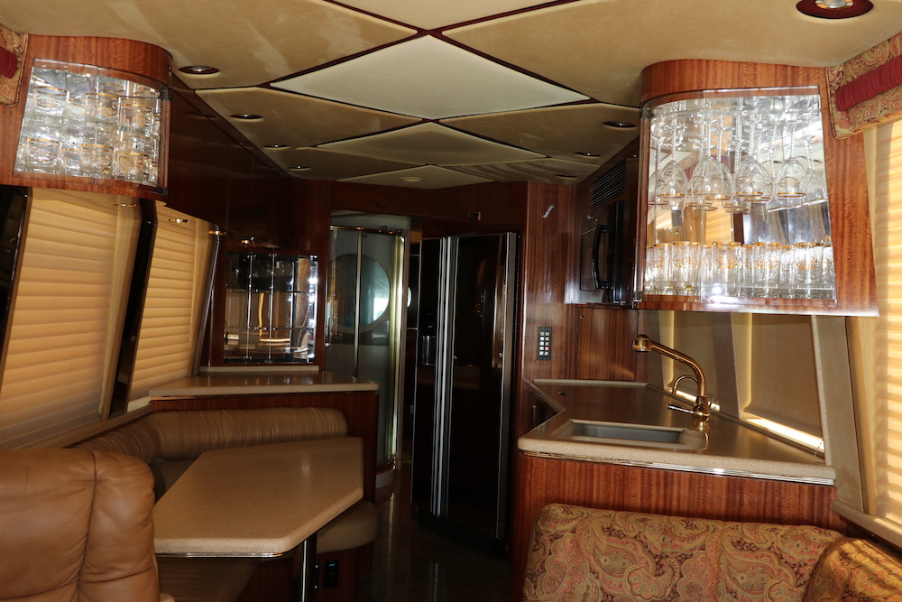 1999 Prevost Marathon XL For Sale