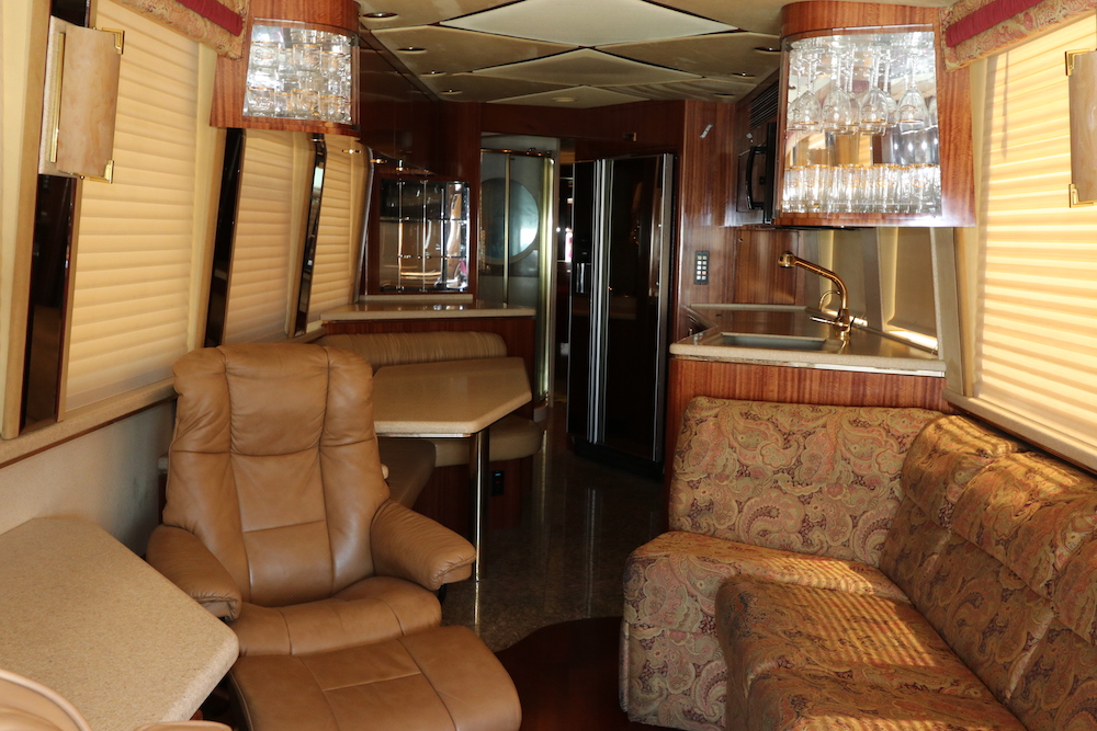 1999 Prevost Marathon XL For Sale