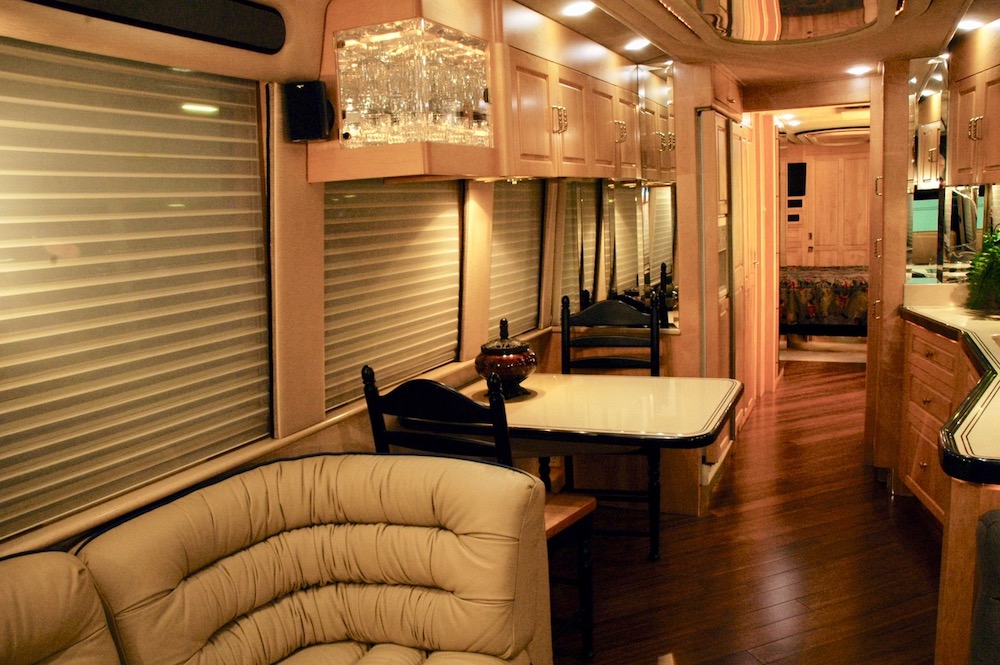 1999 Prevost Royale XL For Sale