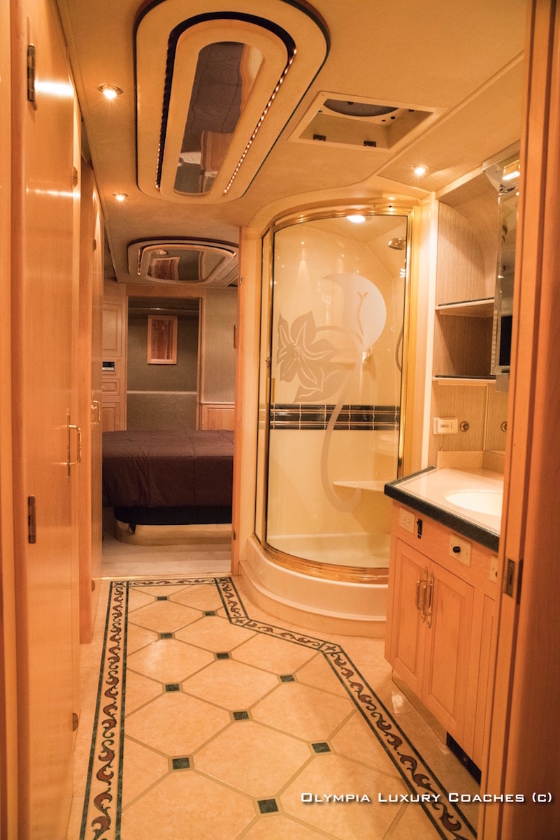 1999 Prevost Royale XL For Sale